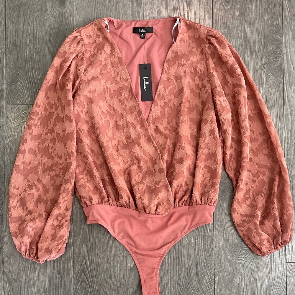 NWT Lulu's Terracotta Patterned Bodysuit size medium